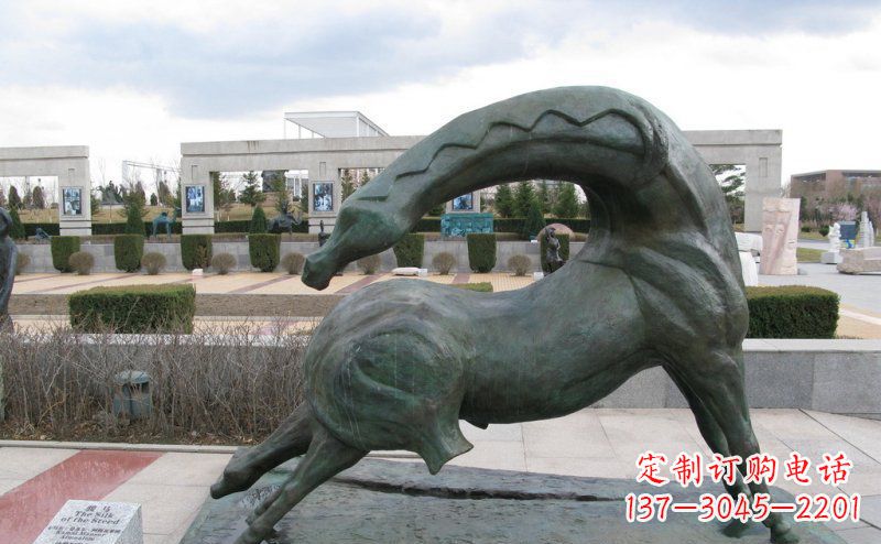 河南中领雕塑作为一家雕塑定制厂家,有着丰富的…