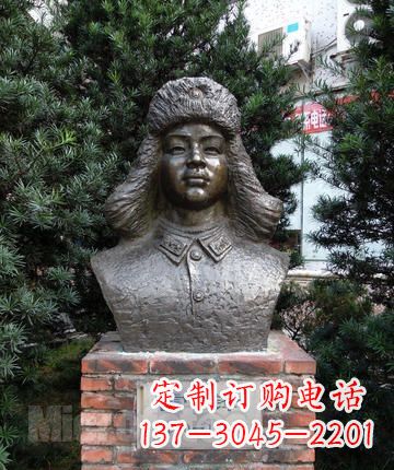 河南领雕塑:全国首创雷锋青铜胸像