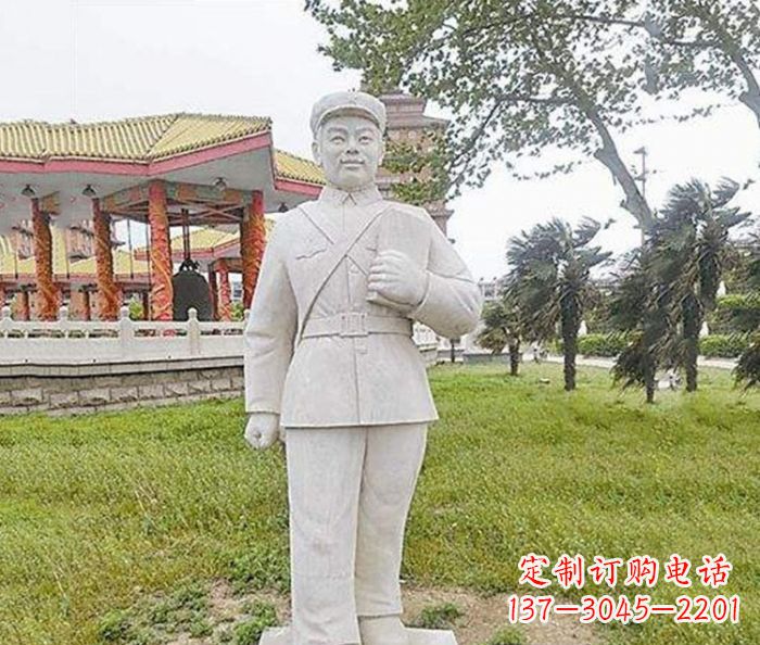 河南雷锋校园名人石雕