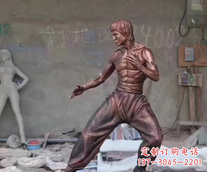河南李小龙铜雕,精美尽显传奇风采