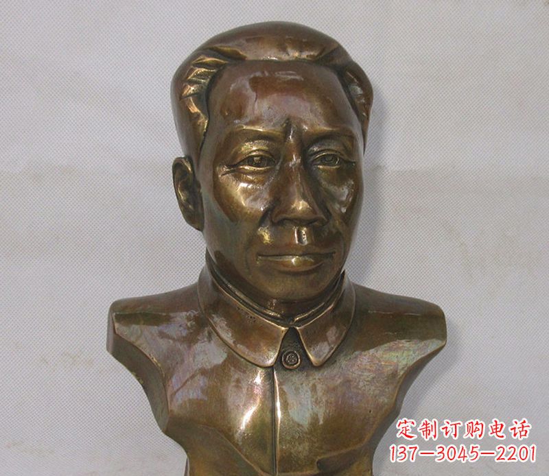 河南刘少奇铜雕