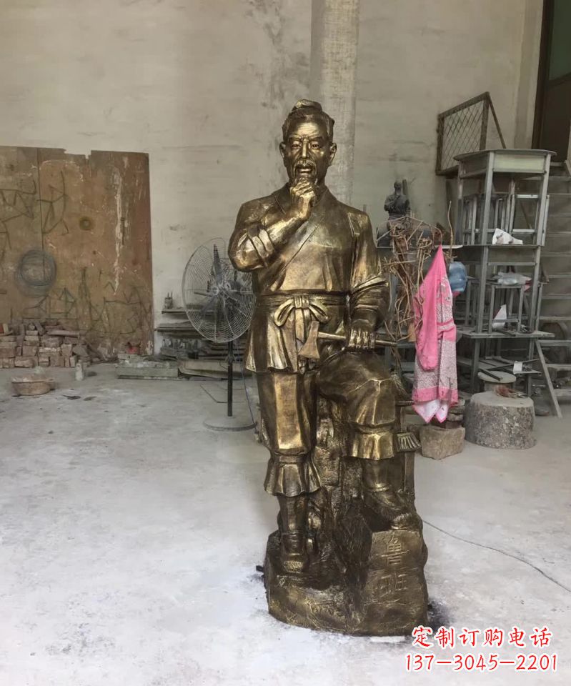 河南精美鲁班古代人物雕塑