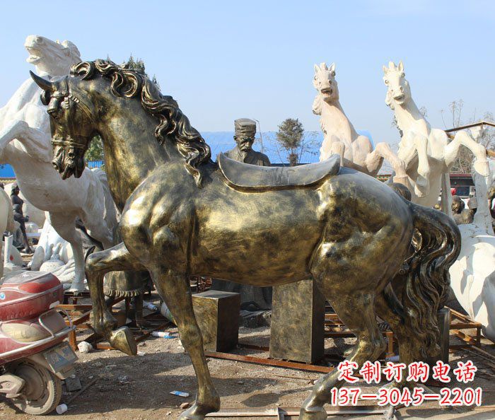 河南马动物铜雕塑——精致细腻的手工工艺