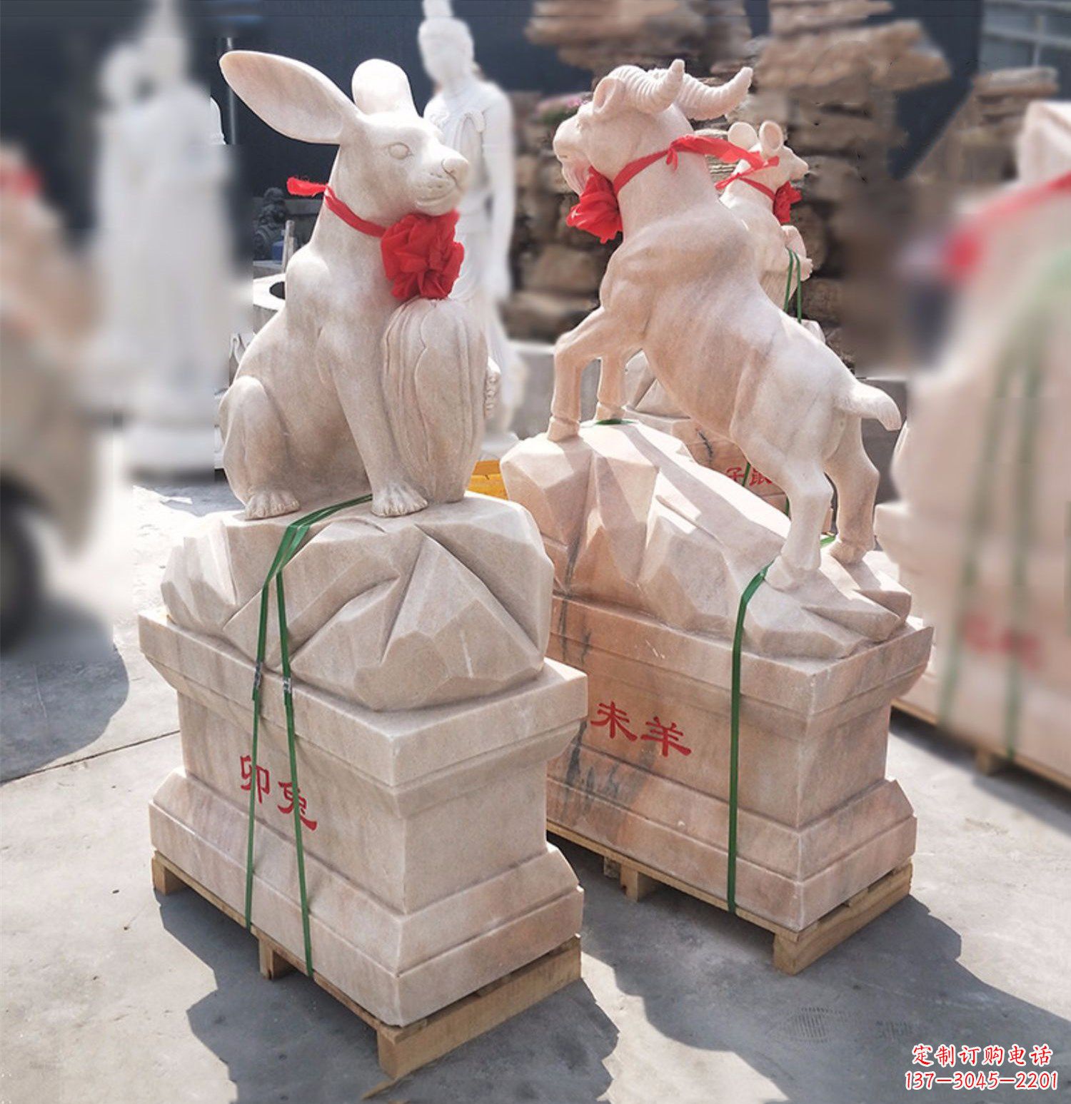 河南卯兔·晚霞红12生肖石雕兔雕塑