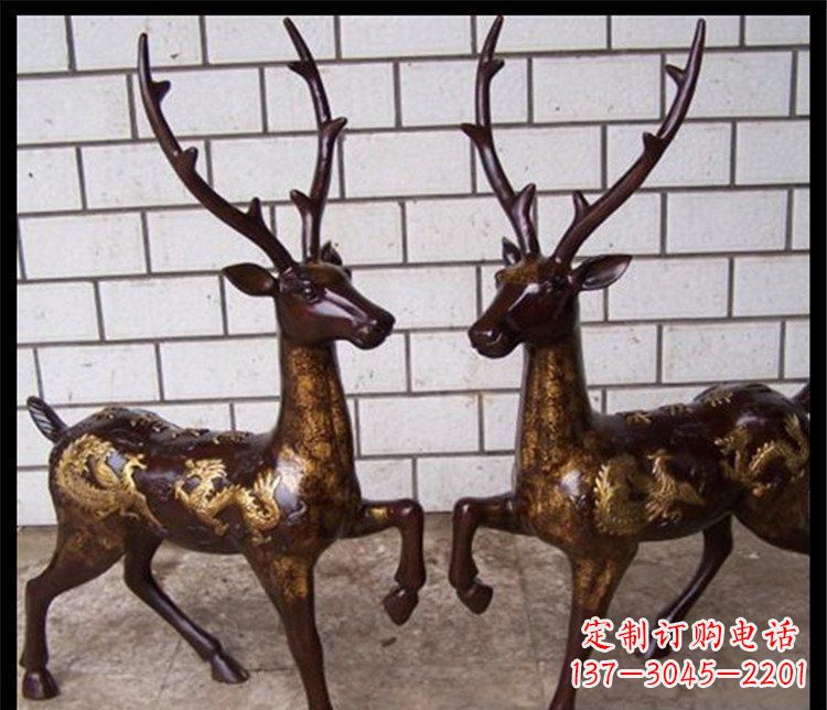 河南中领雕塑梅花鹿玻璃钢动物雕塑是一款造型精…
