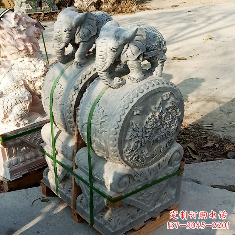 河南为您的大门增添重量感-中领雕塑石雕貔貅