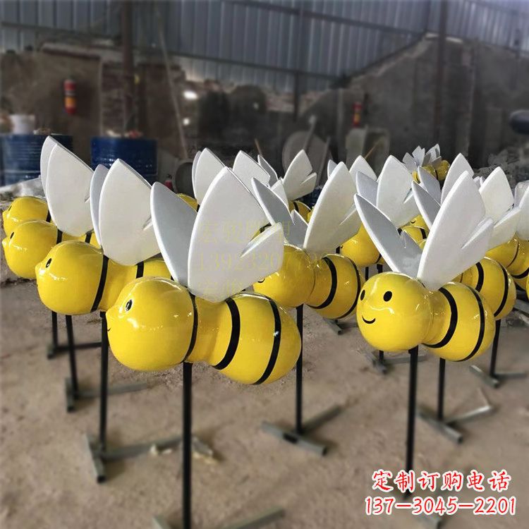 河南蜜蜂玻璃钢公园雕塑插件