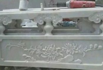 河南汉白玉花朵浮雕栏板，精致深具视觉立体感