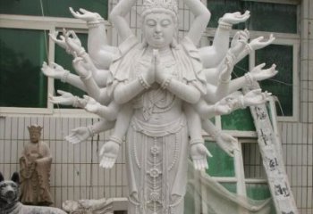 河南汉白玉千手观音雕塑，精致细腻，深具宗教意义
