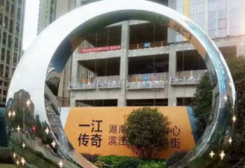河南让您的空间脱颖而出！时尚镜面不锈钢圆环景观雕塑