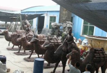 河南骆驼公园动物铜雕魅力无限