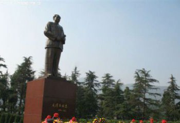 河南定制雕塑之毛主席铜雕