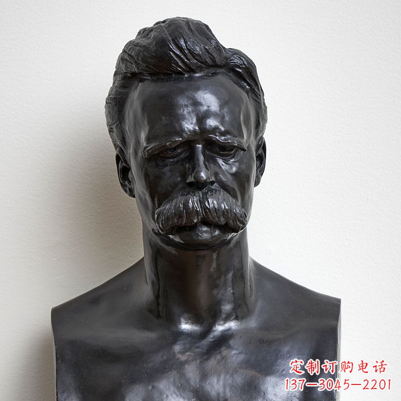 河南尼采石雕头像,独特而华丽