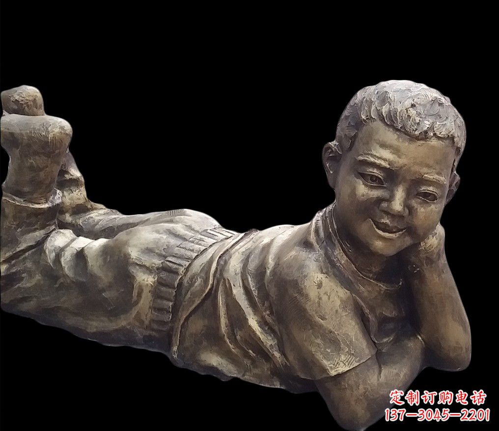 河南令人惊叹的青春少年雕塑