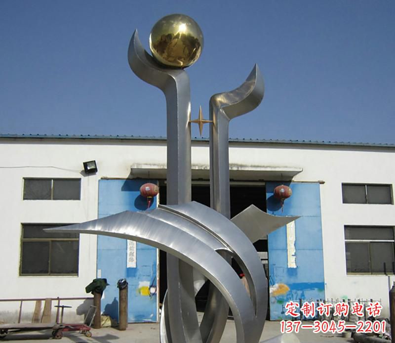 河南中领雕塑:不锈钢树叶雕塑,精美绝伦