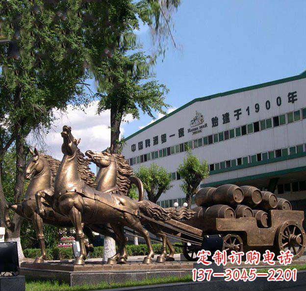河南追求完美,华丽马车铜雕塑