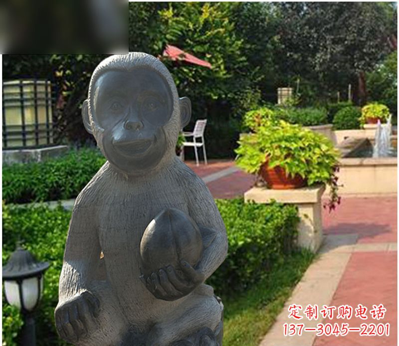 河南青石猴雕塑:尽显可爱的童趣