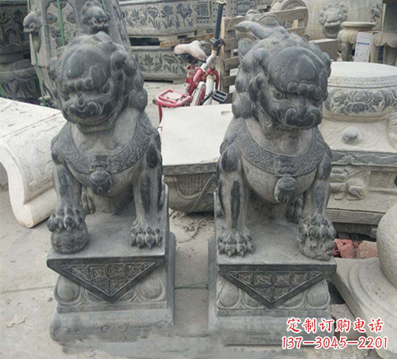 河南传承传统,精致青石狮子雕塑