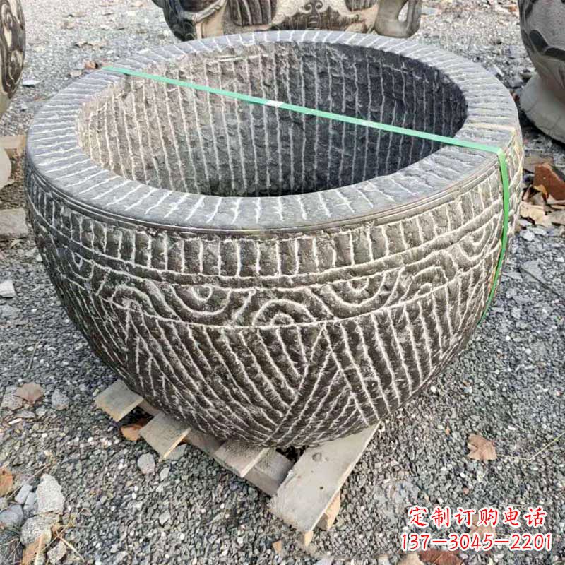 河南精美青石莲花水缸雕塑