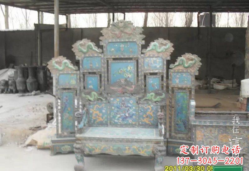 河南青铜仿古龙椅雕塑,精美传神