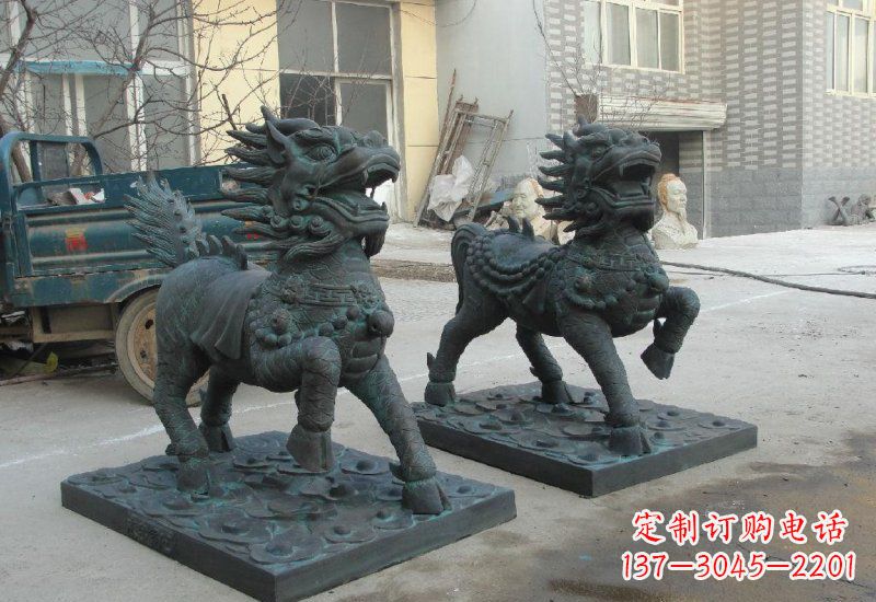 河南唯美雕塑:青铜立式麒麟