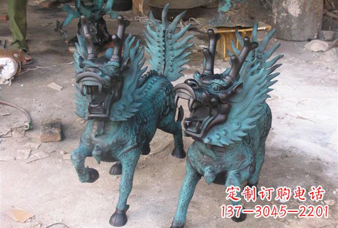 河南追求完美的青铜麒麟雕塑