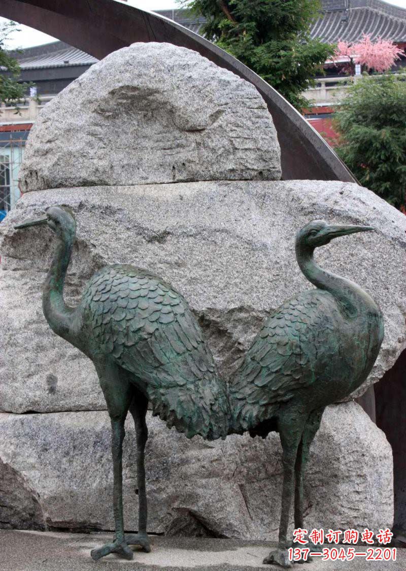 河南青铜仙鹤公园动物雕塑--令人叹为观止的完美艺术品