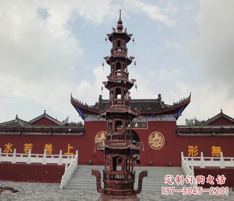 河南三足铜香炉雕塑,精美绝伦