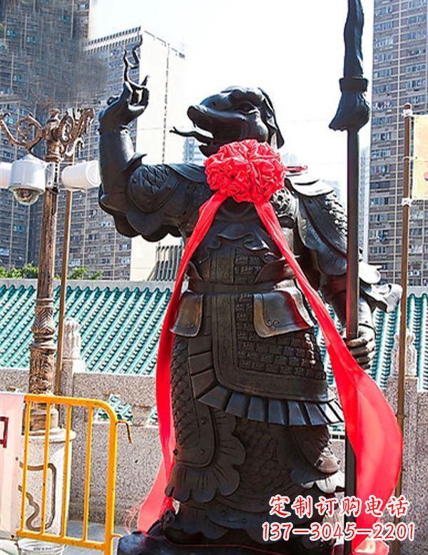 河南雕刻古老传统,欣赏十二生肖蛇雕塑