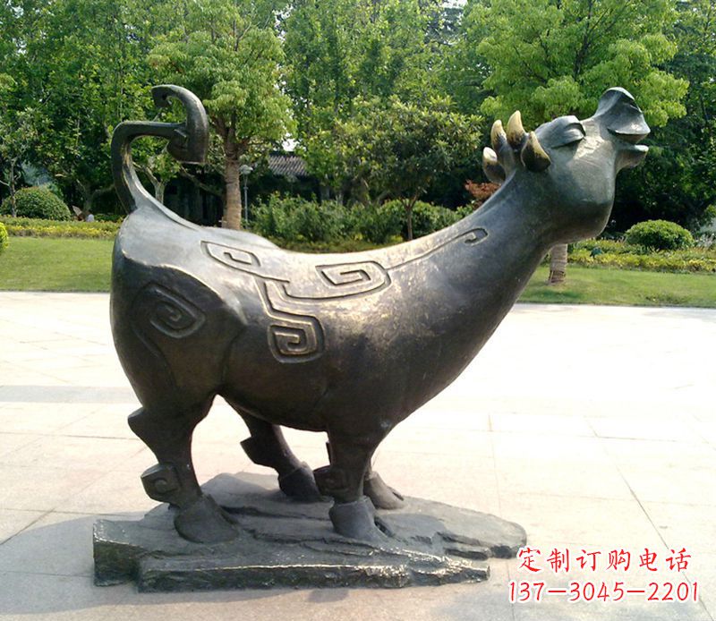 河南十二生肖铜雕摆件