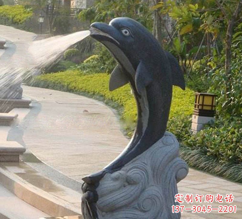 河南海豚雕塑:惊艳世间,把精灵捧在掌心