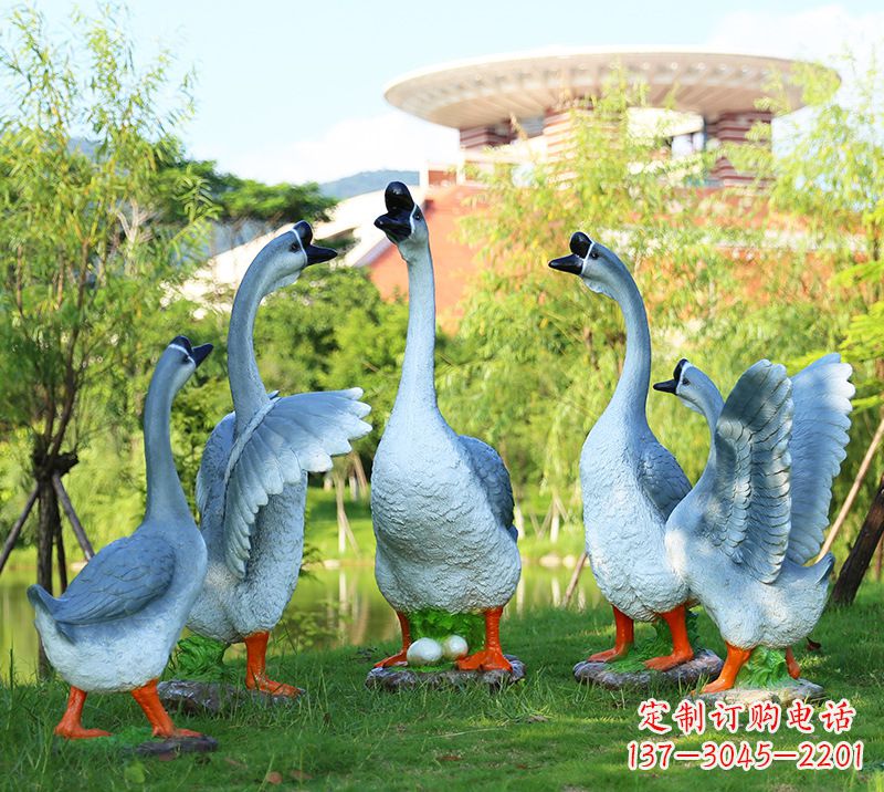河南树脂工艺品玻璃钢雕塑商场美陈户外园林景观装饰品仿真动物鹅摆件