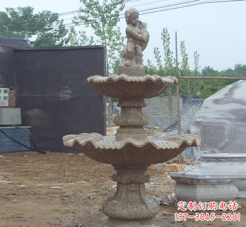 河南双手捧钵的石雕佛像