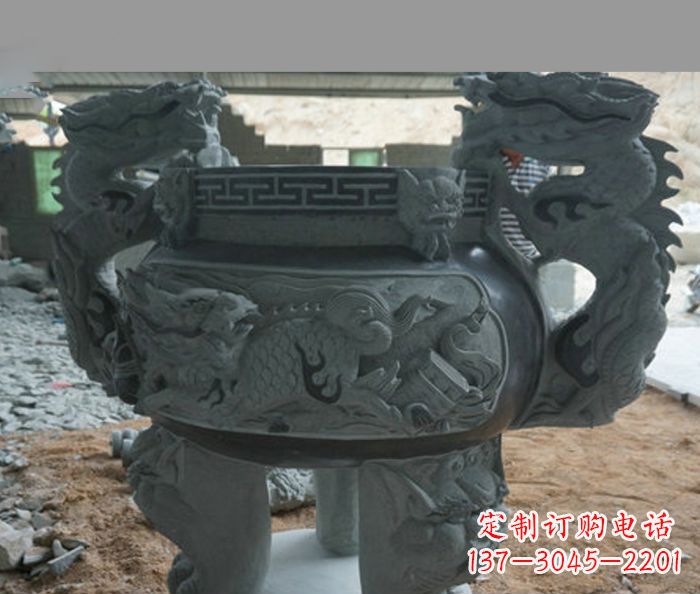 河南寺庙景观青石龙头香炉石雕