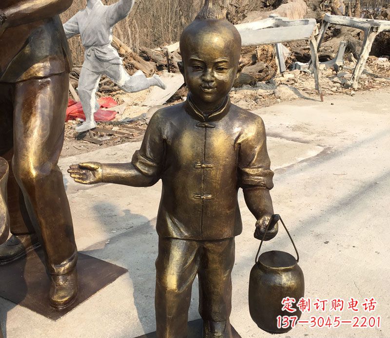 河南提灯笼的小男孩铜雕