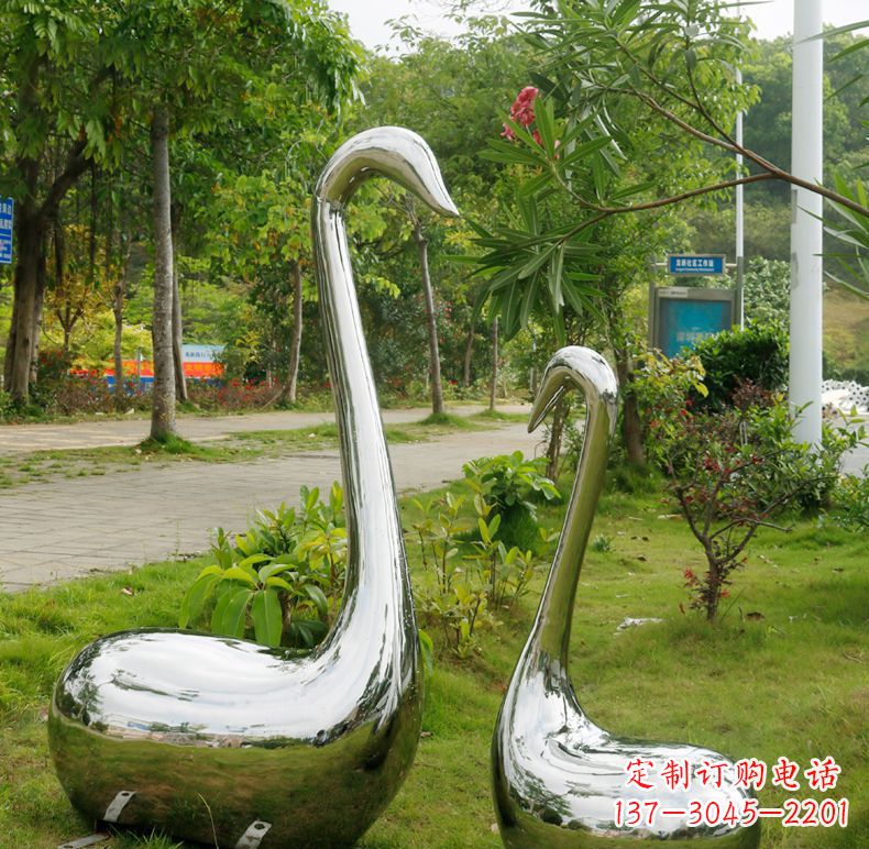 河南天鹅抽象不锈钢雕塑