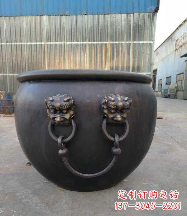河南庭院水缸铜雕