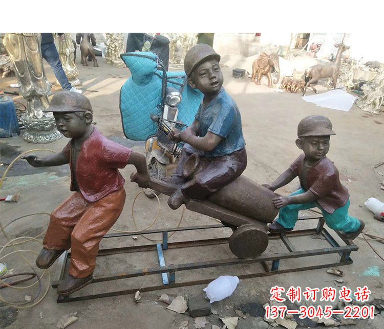 河南铜雕彩绘庭院玩耍儿童雕塑