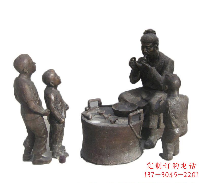 河南铜雕吹糖人的古代人物