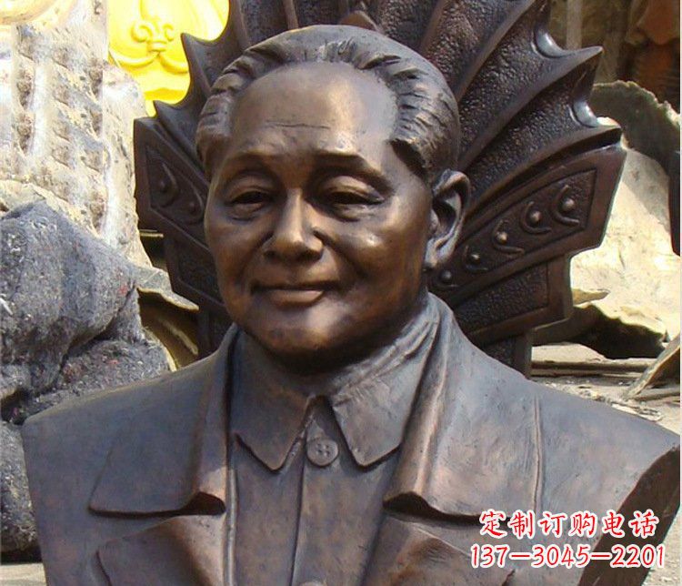 河南铜雕广场邓小平肖像雕塑