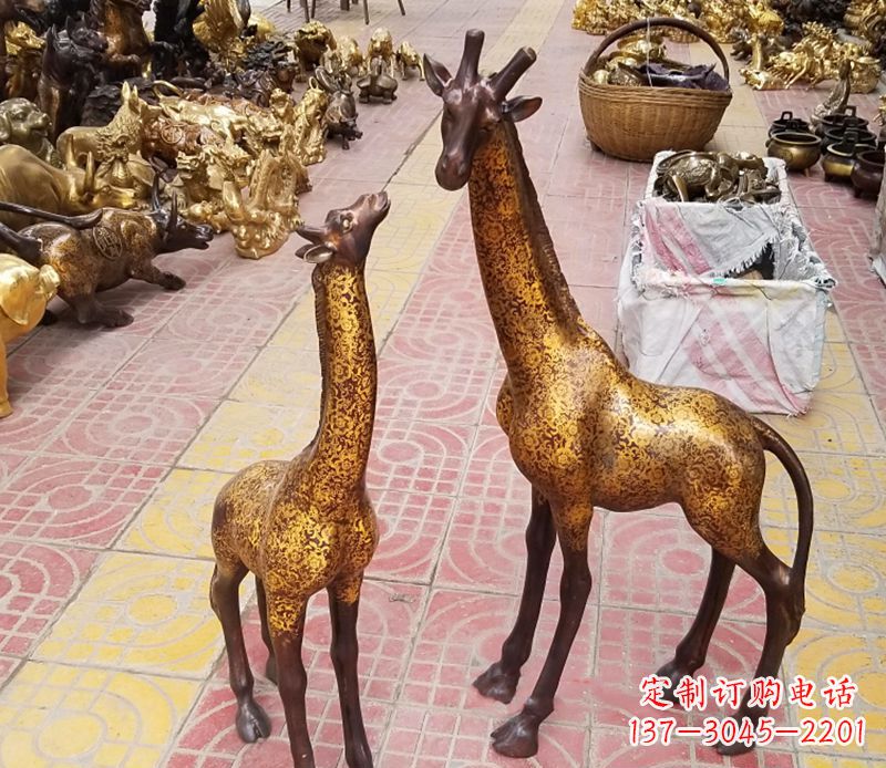 河南铜雕长颈鹿
