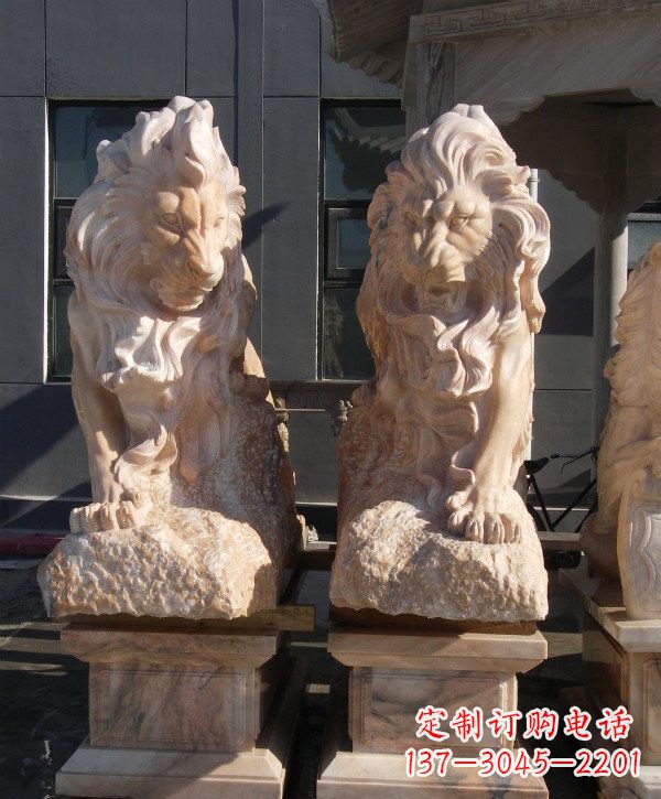 河南晚霞红欧式狮子石雕