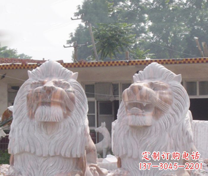 河南晚霞红欧式石雕狮子