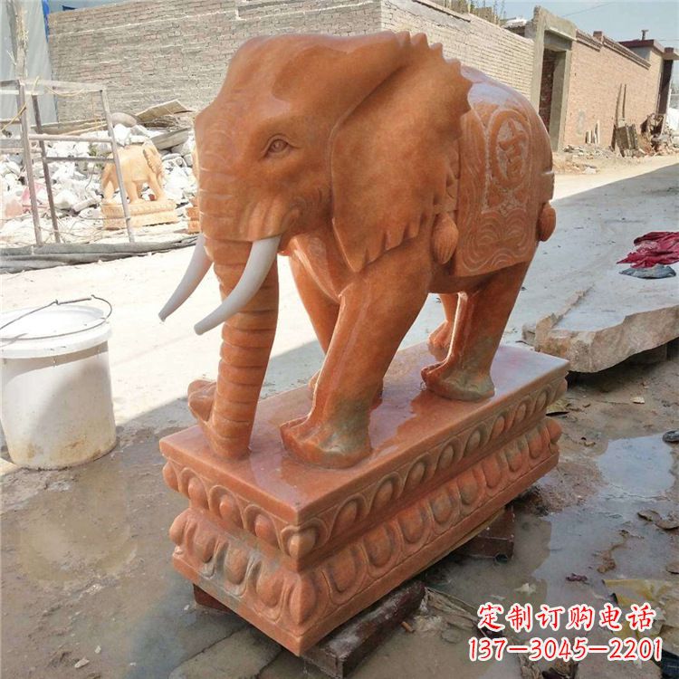 河南晚霞红石雕大象