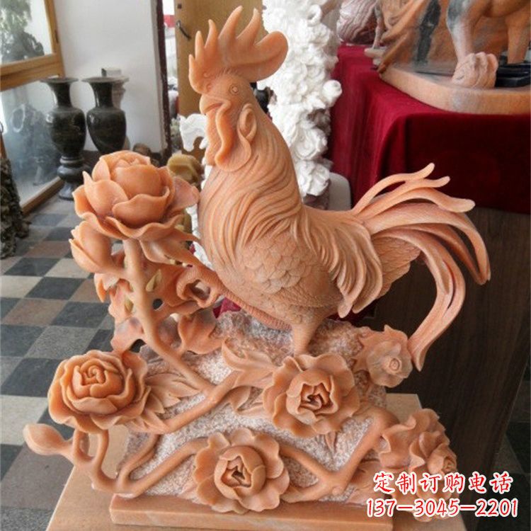 河南晚霞红石雕公鸡雕塑