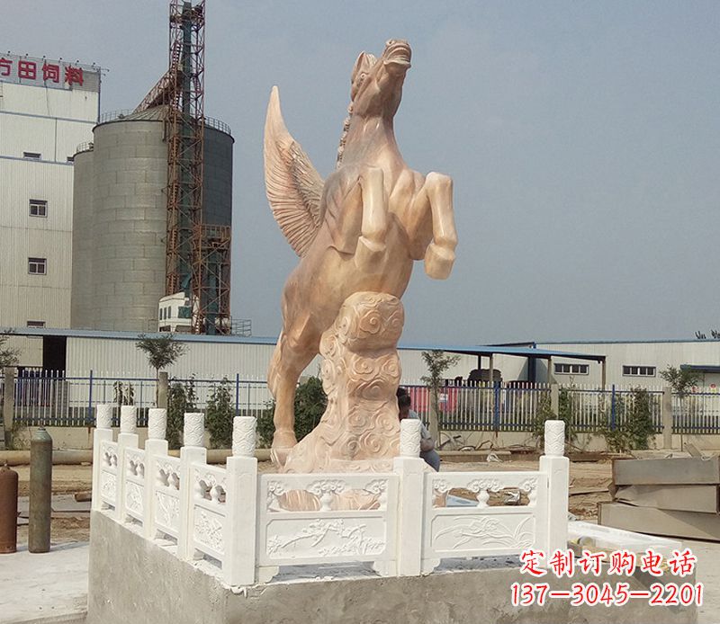 河南晚霞红祥云飞马企业景观石雕