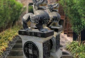 河南貔貅石雕小区看门雕塑