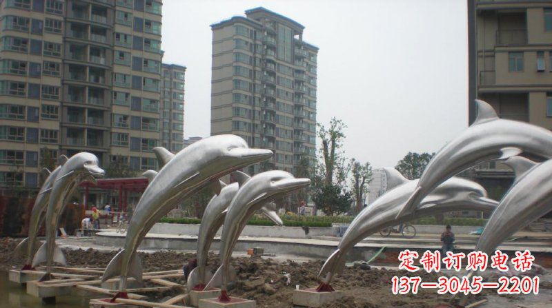 河南小区不锈钢跳跃海豚雕塑