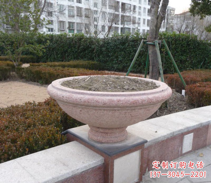 河南小区花盆石雕