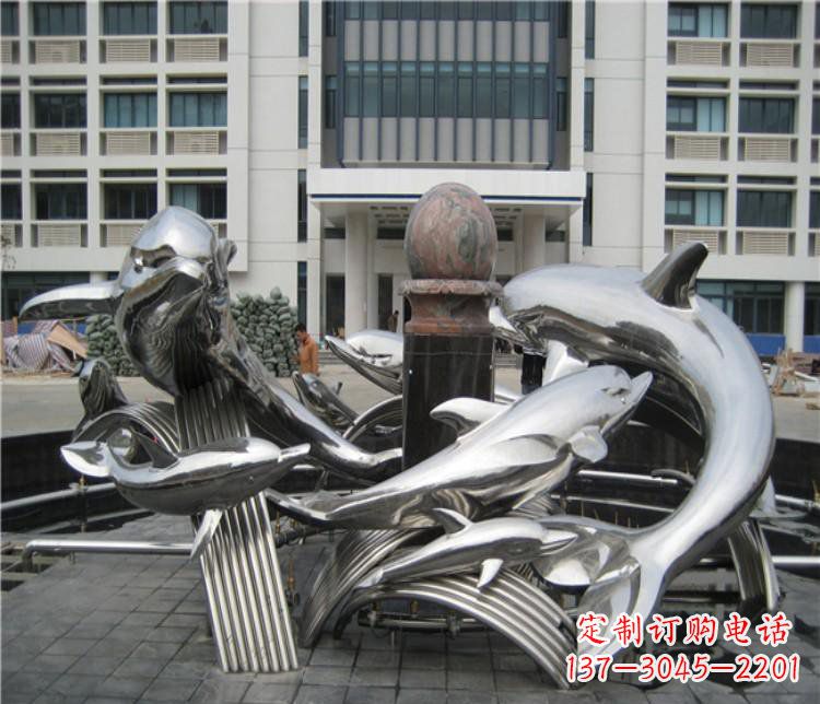 河南校园不锈钢海豚海浪雕塑